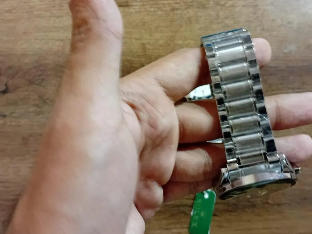 Men's Stainless Steel Round Analogue Watch