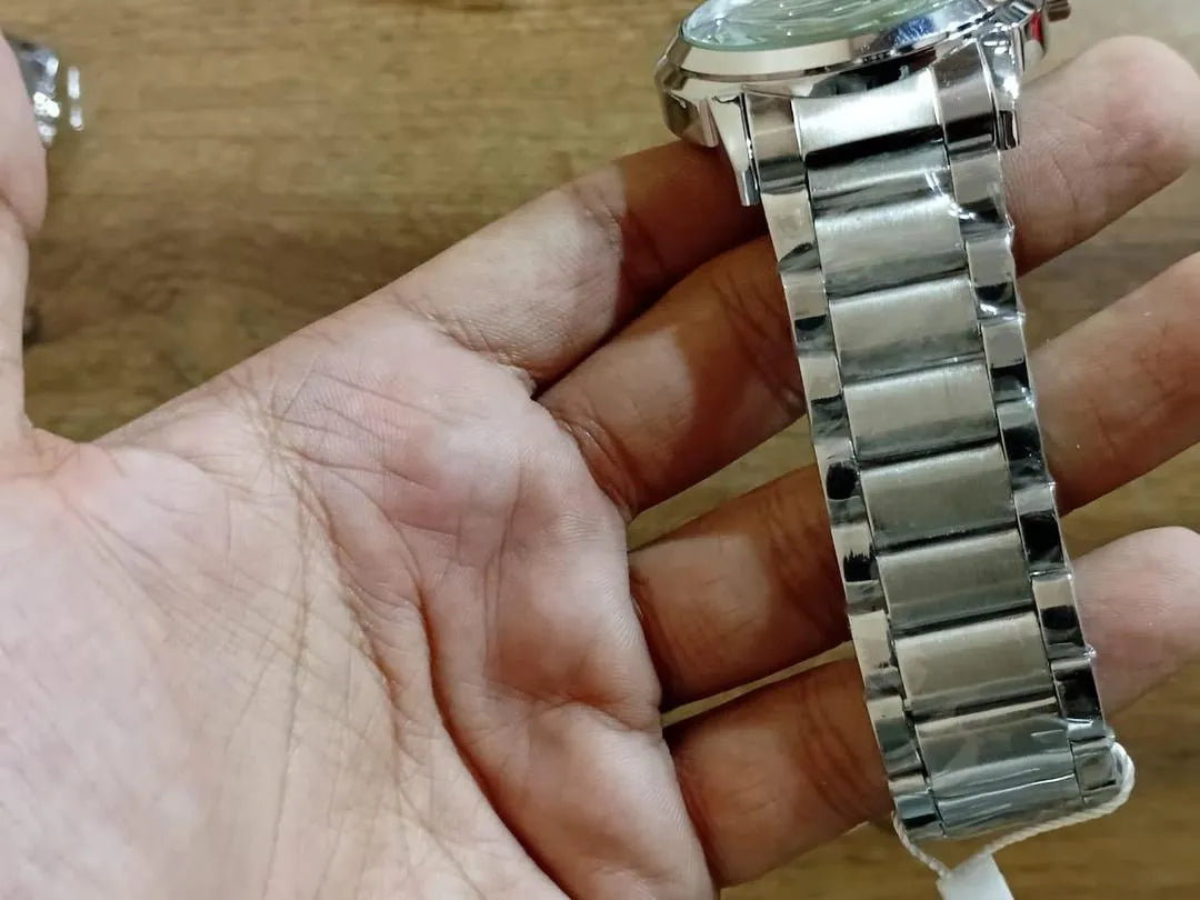 Men's Stainless Steel Round Analogue Watch