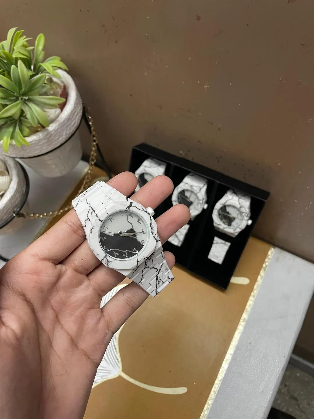 New Aura Watch - White Arabic Aura Watch With Box - 1 pc